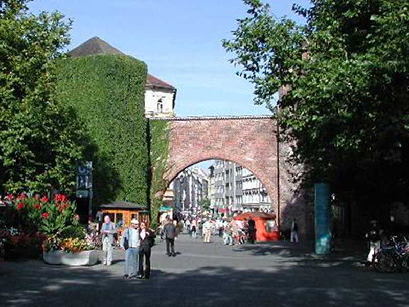 Hotel Du Train Munich Exterior photo